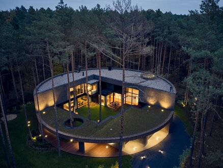 Maison circulaire en bois